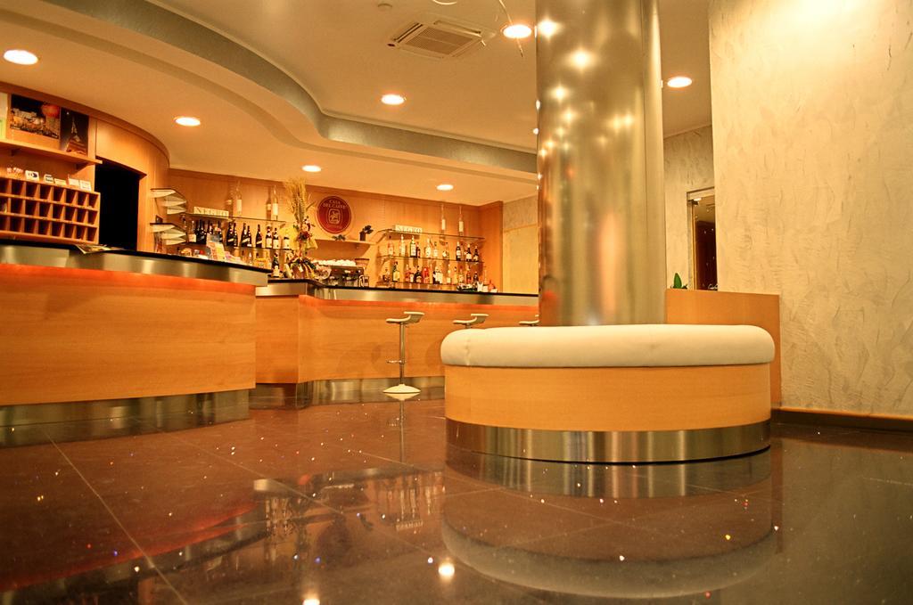 Hotel Italia Carmagnola Esterno foto